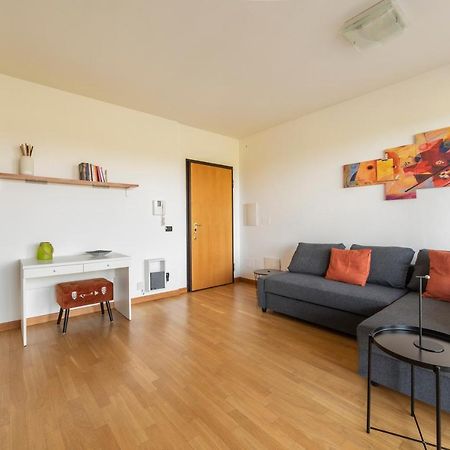Milano Rogoredo Apt With Terrace! Milão Exterior foto
