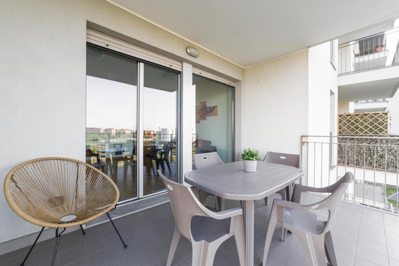 Milano Rogoredo Apt With Terrace! Milão Exterior foto